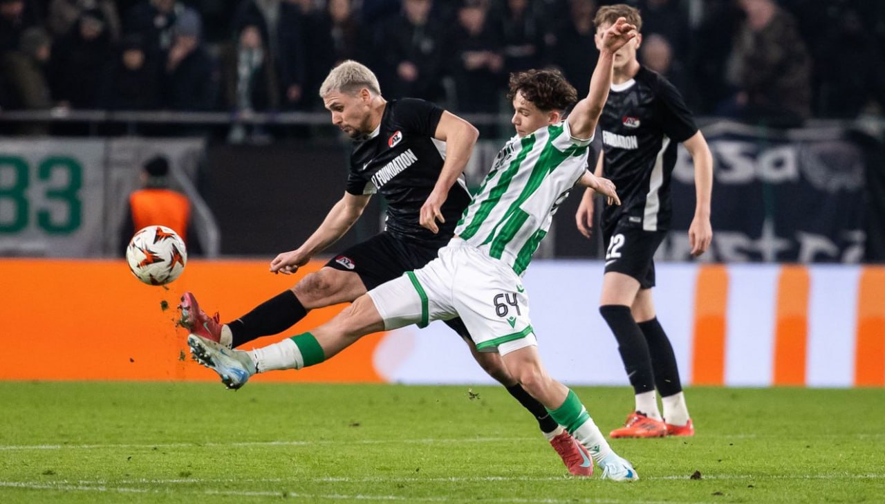 Ferencvarosi TC vs AZ Alkmaar (03:00 &#8211; 31/01) | Xem lại trận đấu