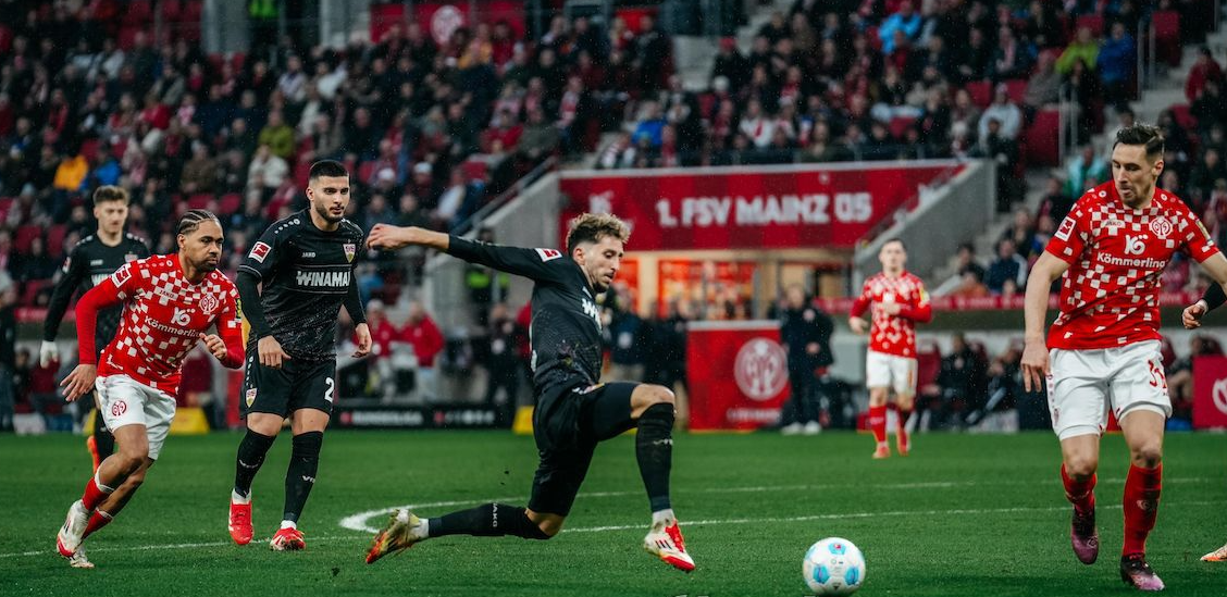 Mainz 05 vs VfB Stuttgart (21:30 &#8211; 25/01) | Xem lại trận đấu