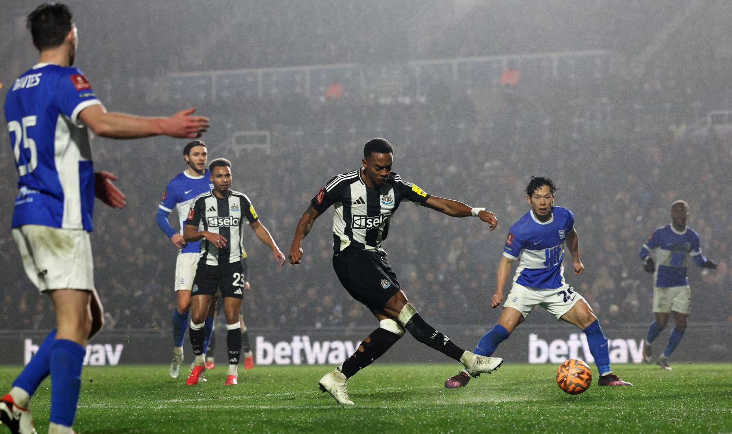 Birmingham City vs Newcastle United (00:45 &#8211; 09/02) | Xem lại trận đấu